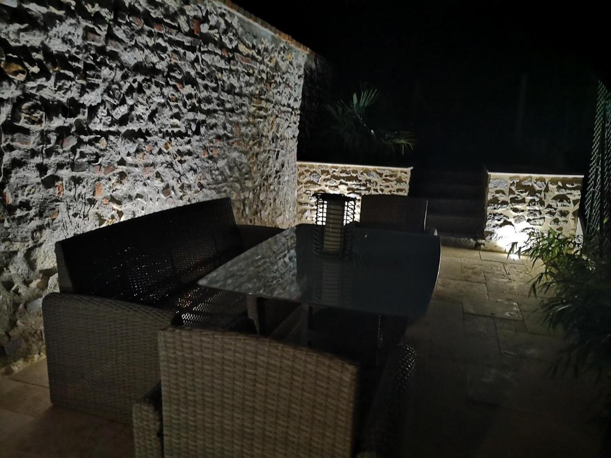 Tuilerie De La Cote 4* Aparthotel Ouzouer-Sur-Trezee Exterior foto